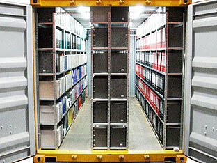 mietbare Lagerfläche in München - Beispiel Büroeinrichtung / Aktenordner